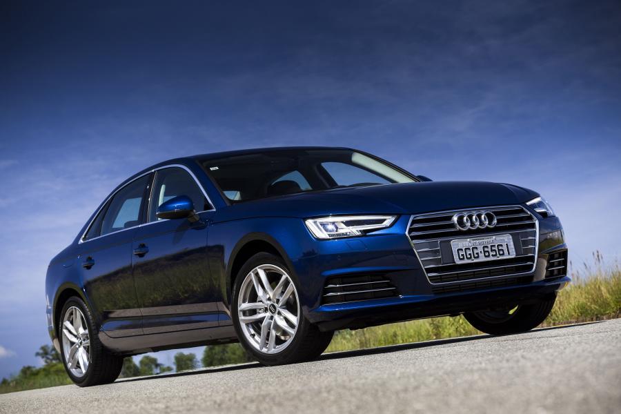  Audi A4 2.0 TFSI (B9) 2016 года  (LA) (фото 1 из 30)